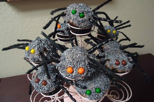 || halloween spider cupcake recipe || @popfizzclinkLBD