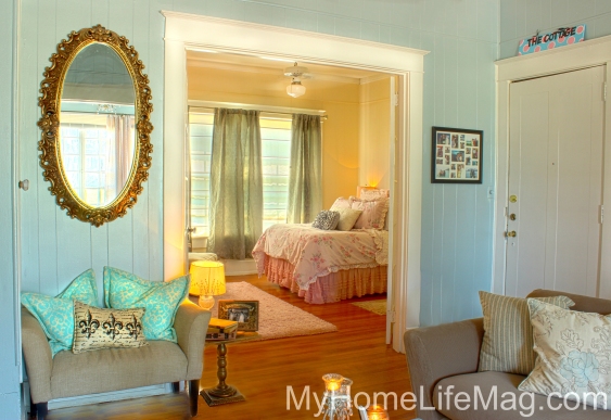 || shabby chic bedroom design vintage mirror || @popfizzclinkLBD