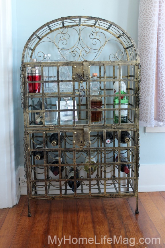 || shabby chic home design, vintage wine rack || @popfizzclinkLBD